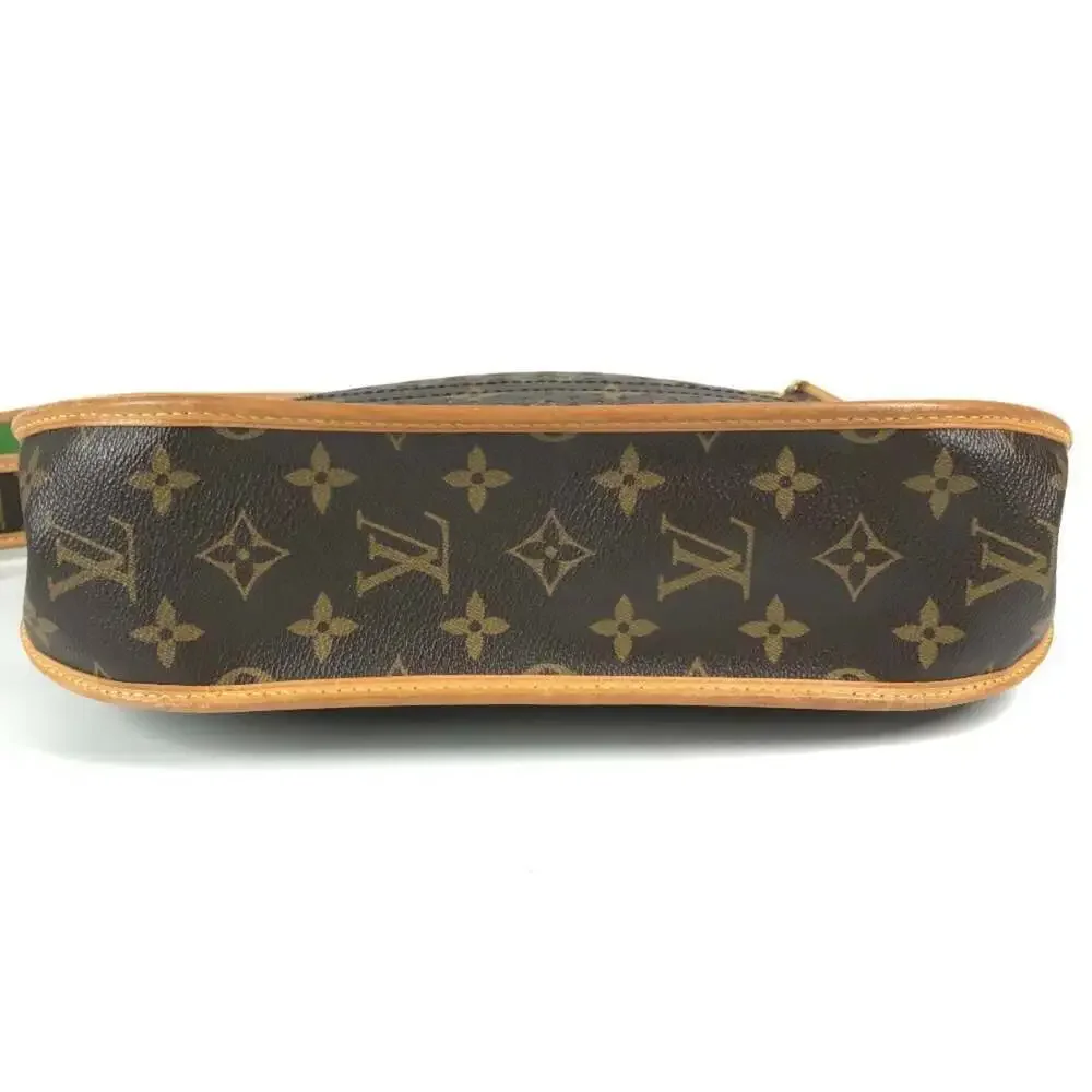 LOUIS VUITTON Brown Monogram Canvas Shoulder Bag